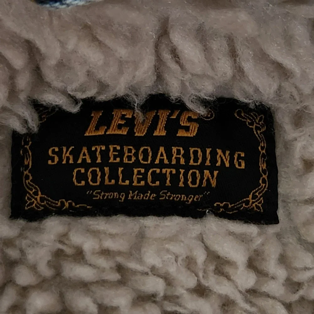 Levis Skateboarding Sherpa Trucker Jacket Mens Large Blue Denim‎ Snap Front - Picture 5 of 14